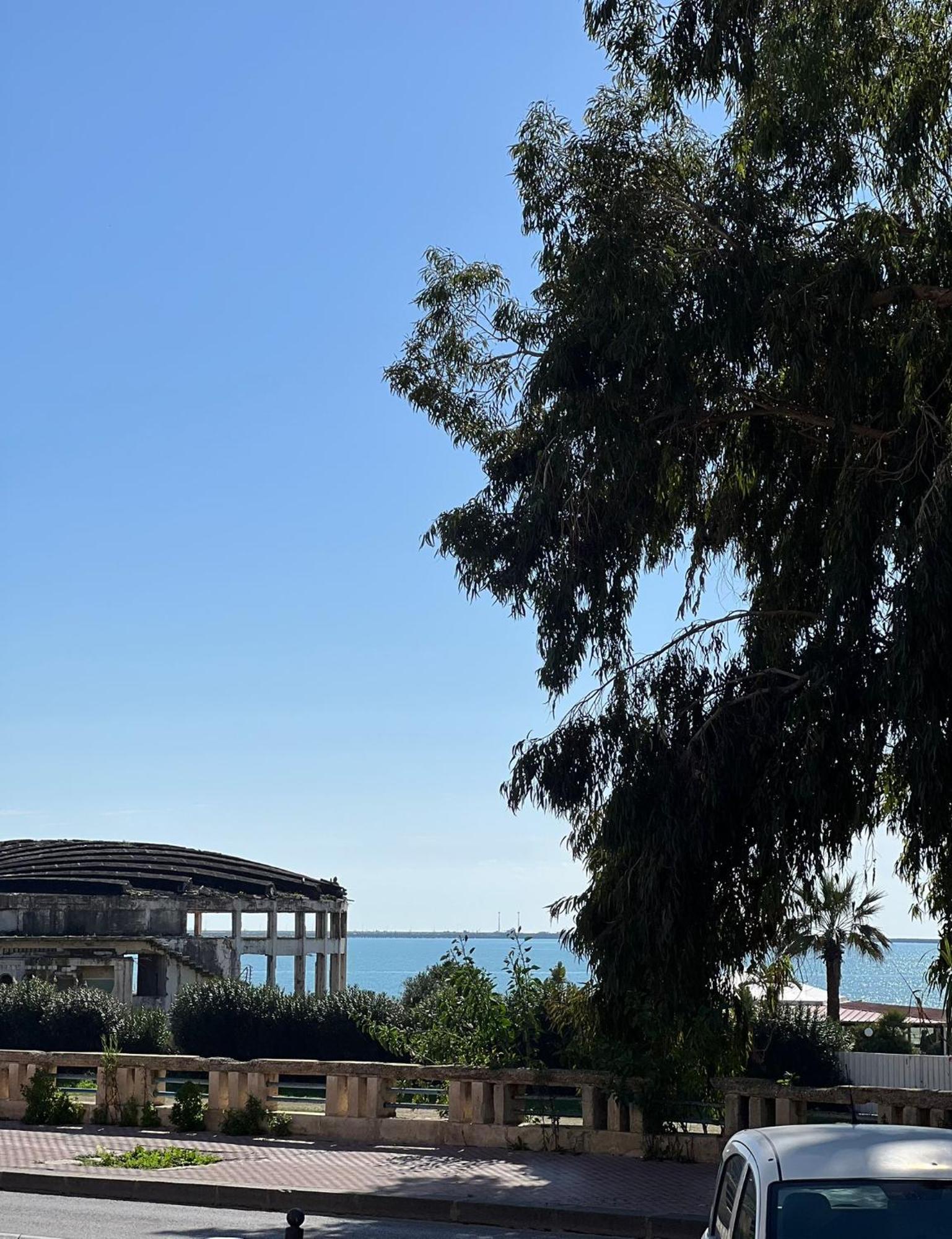 In Riva Al Mare Bed and Breakfast Gela Buitenkant foto
